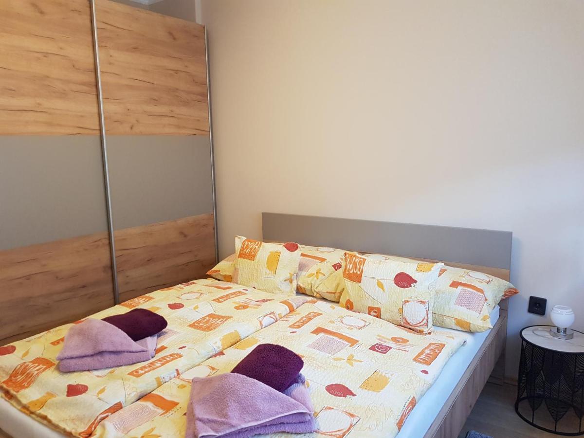 Апартаменти Henrietta Apartmanhaz Залакарош Екстер'єр фото